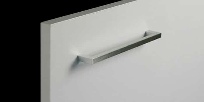 Tirador para muebles Asa Línea de Aluminio cepillado